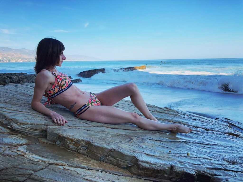 Allisyn Ashley Arm Feet