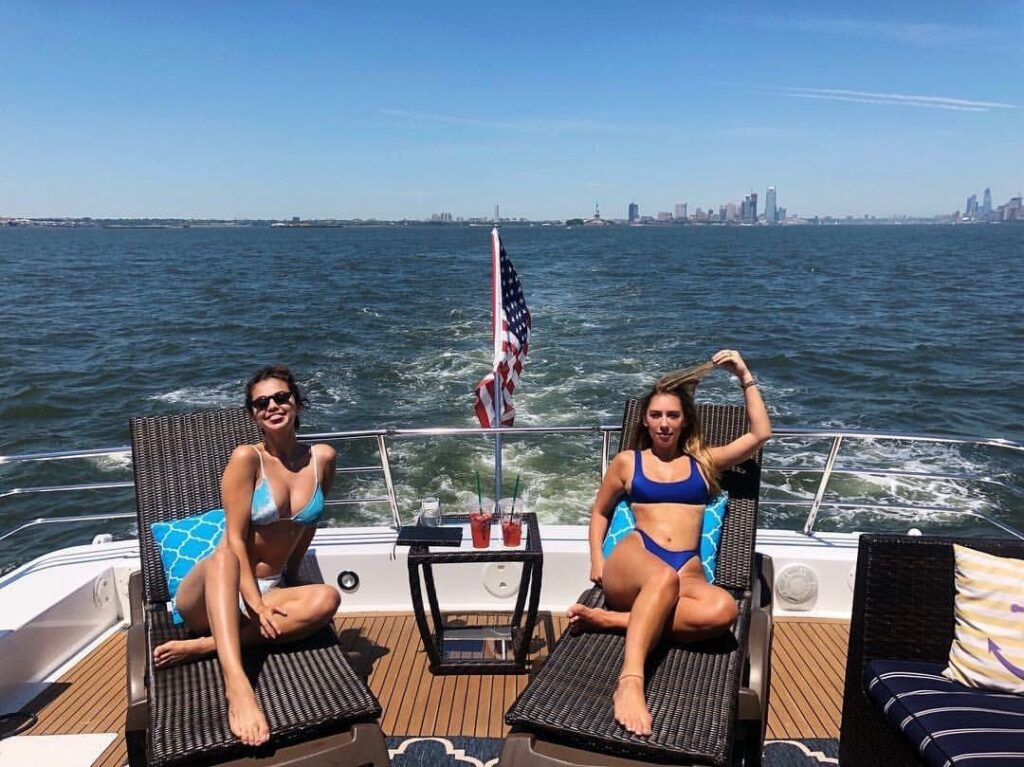 Selena Gomez And Her Personal Assistant Feet