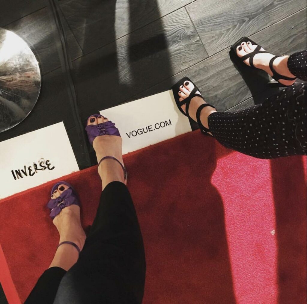 Liv Tyler Left And Bel Powley Right Feet