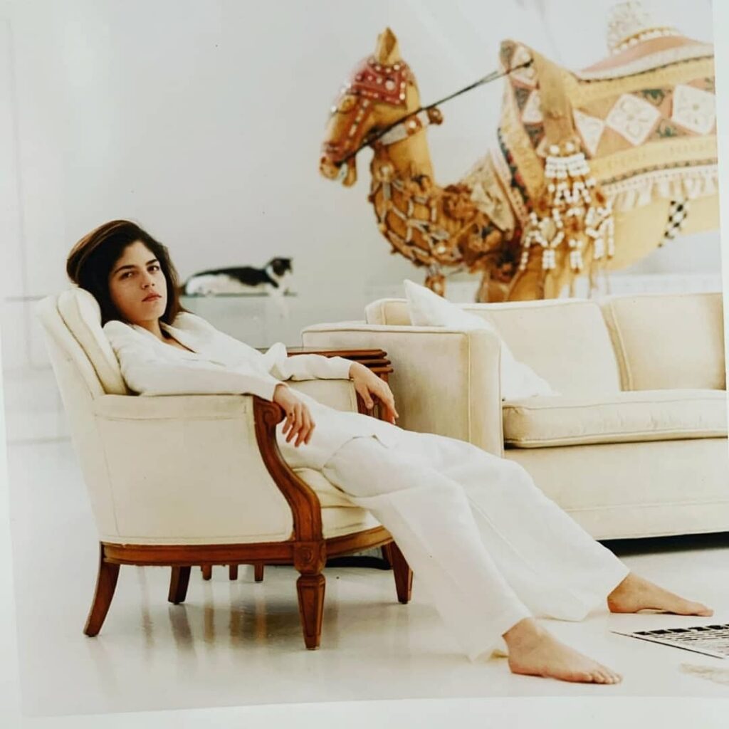 Selma Blair Prettyfeet Feet Toes Footfetish (2 photos)