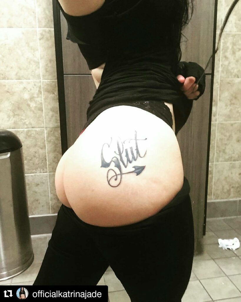 Katrina Jades Freaking Hot Ass Booty Butt Feet (2 photos)