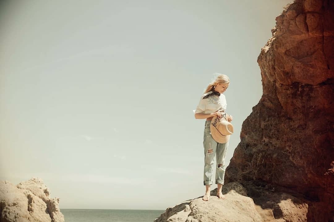 Beth Behrs Celebfeet Prettyfeet Feet Toes