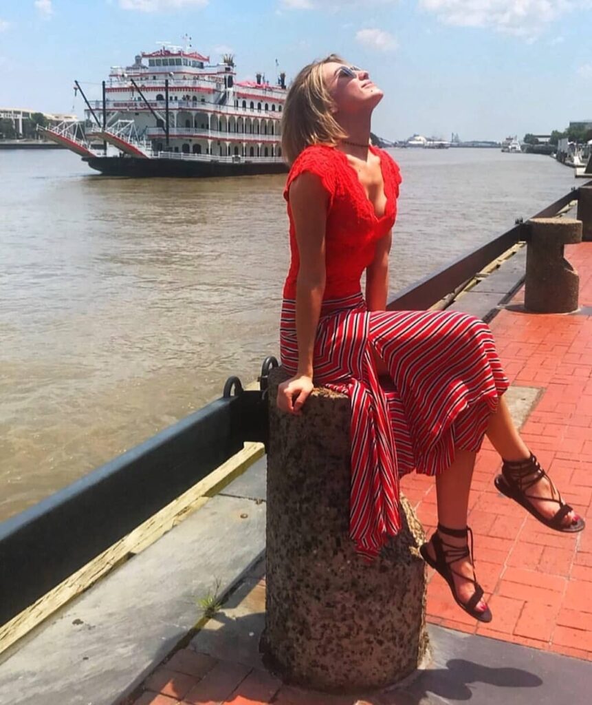 Chelsea Kane Actress Prettyfeet Feet Toes (2 photos)