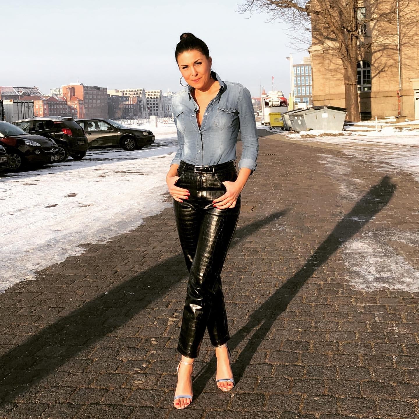 German Host Vanessa Blumhagen Feet