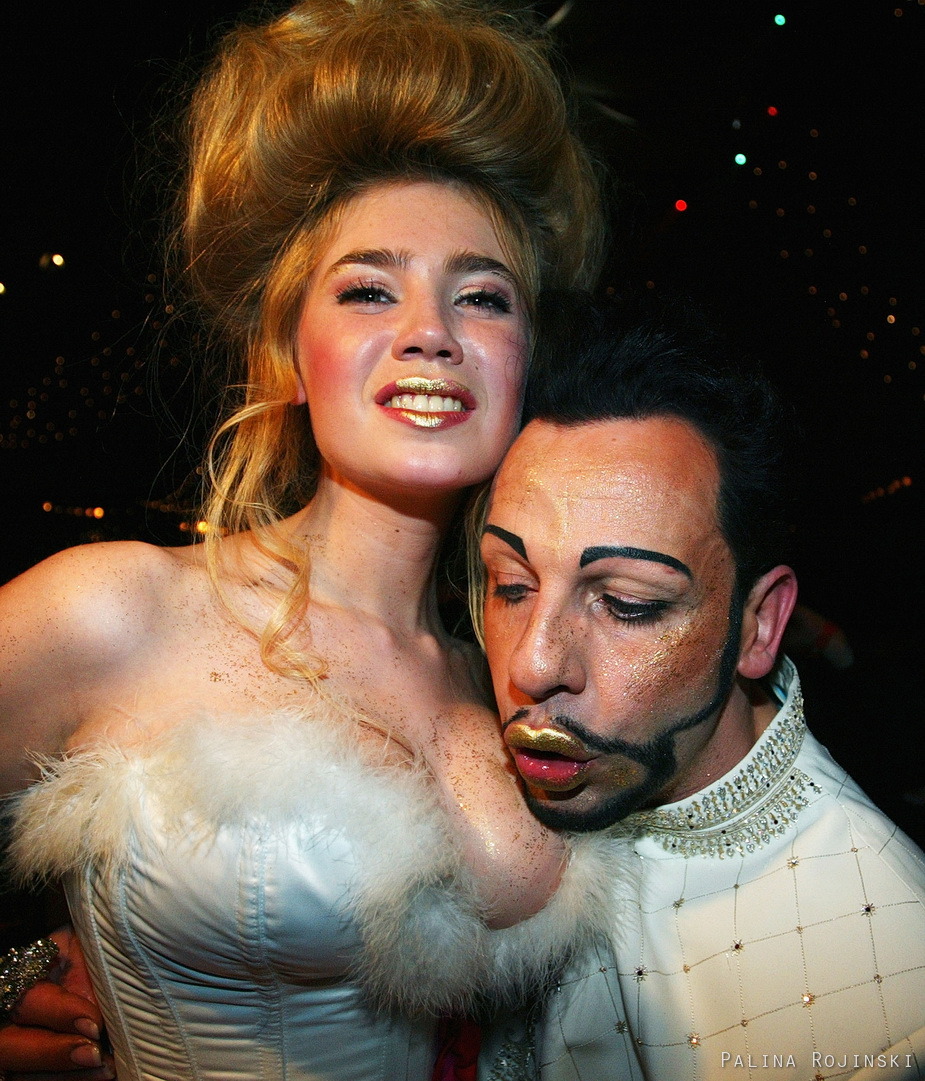 Palina Rojinksi Stunning Cleavage Bigboobs Feet