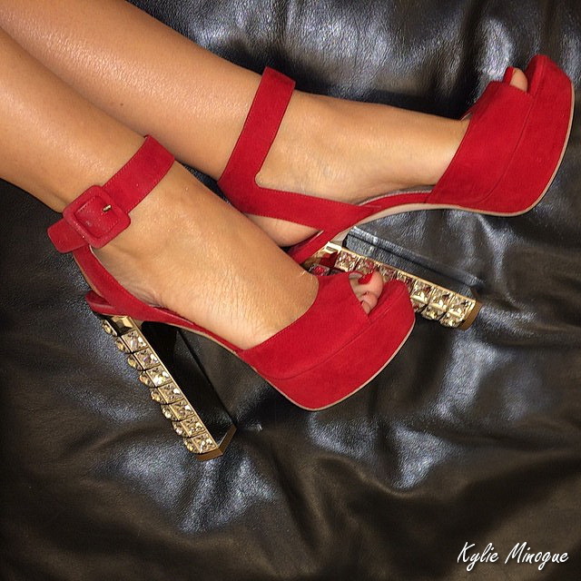 Kylie Minogue Just Stunning Feet Toes