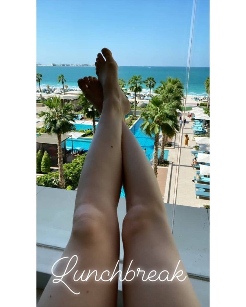 Barbara Meier German Redhead Model Prettyfeet (8 photos)