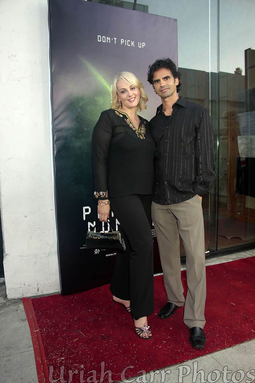 Anastasia Roussel Fee