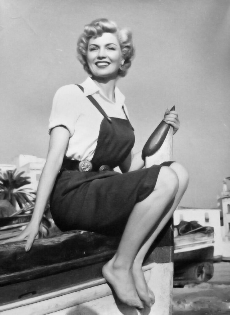 Yolande Donlan Feet
