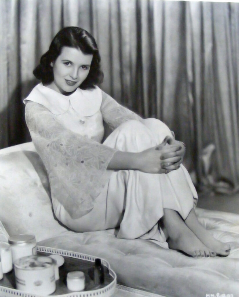 Mary Maguire Feet