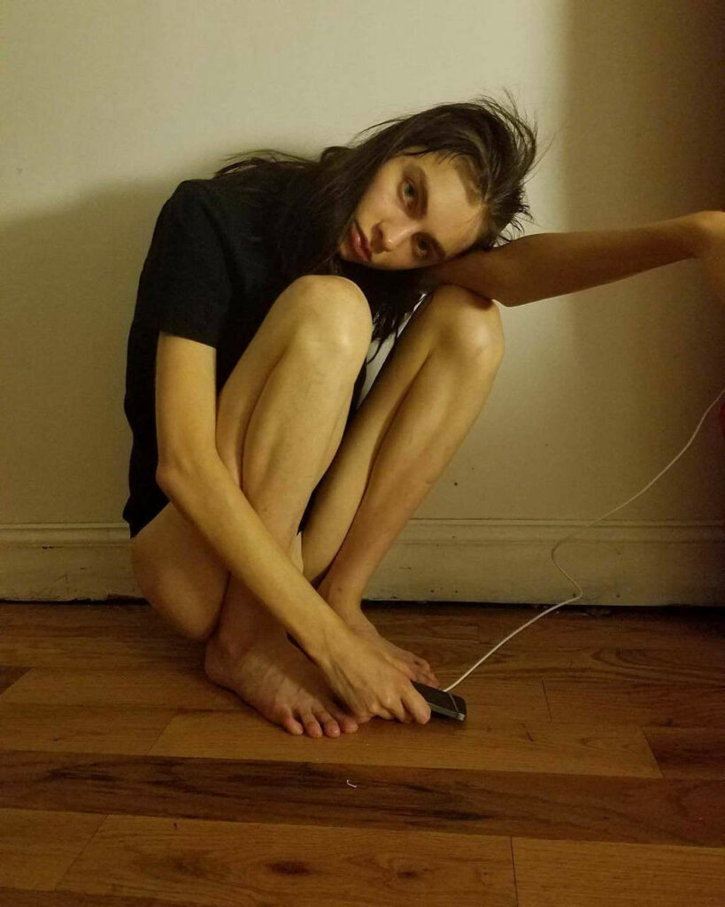 Tina Veshaguri Feet (21 photos)
