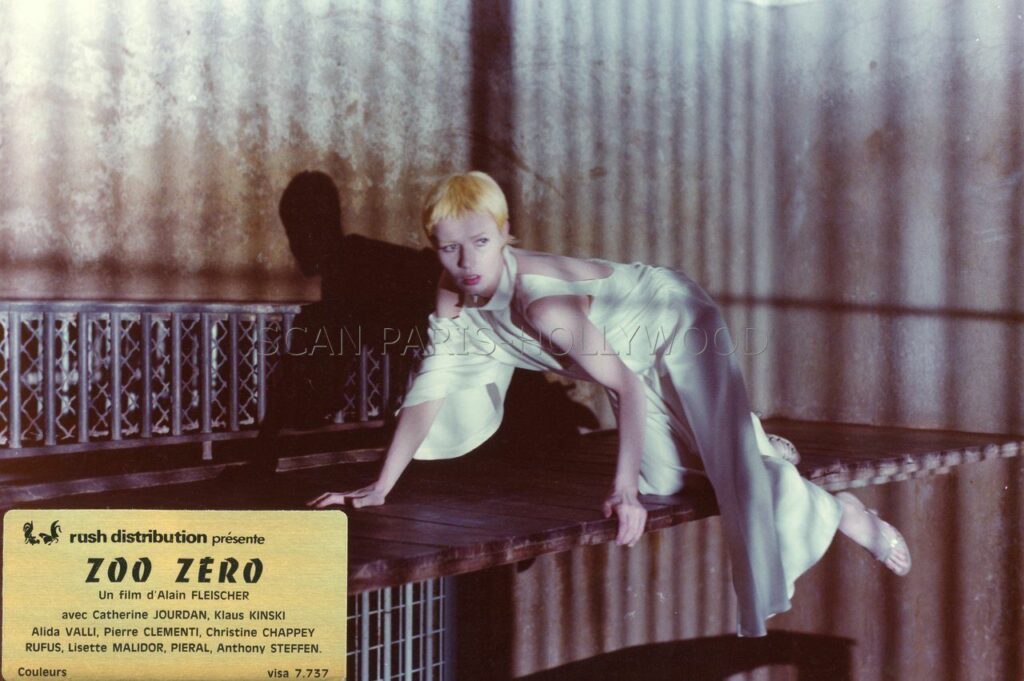 Catherine Jourdan Feet (2 photos)