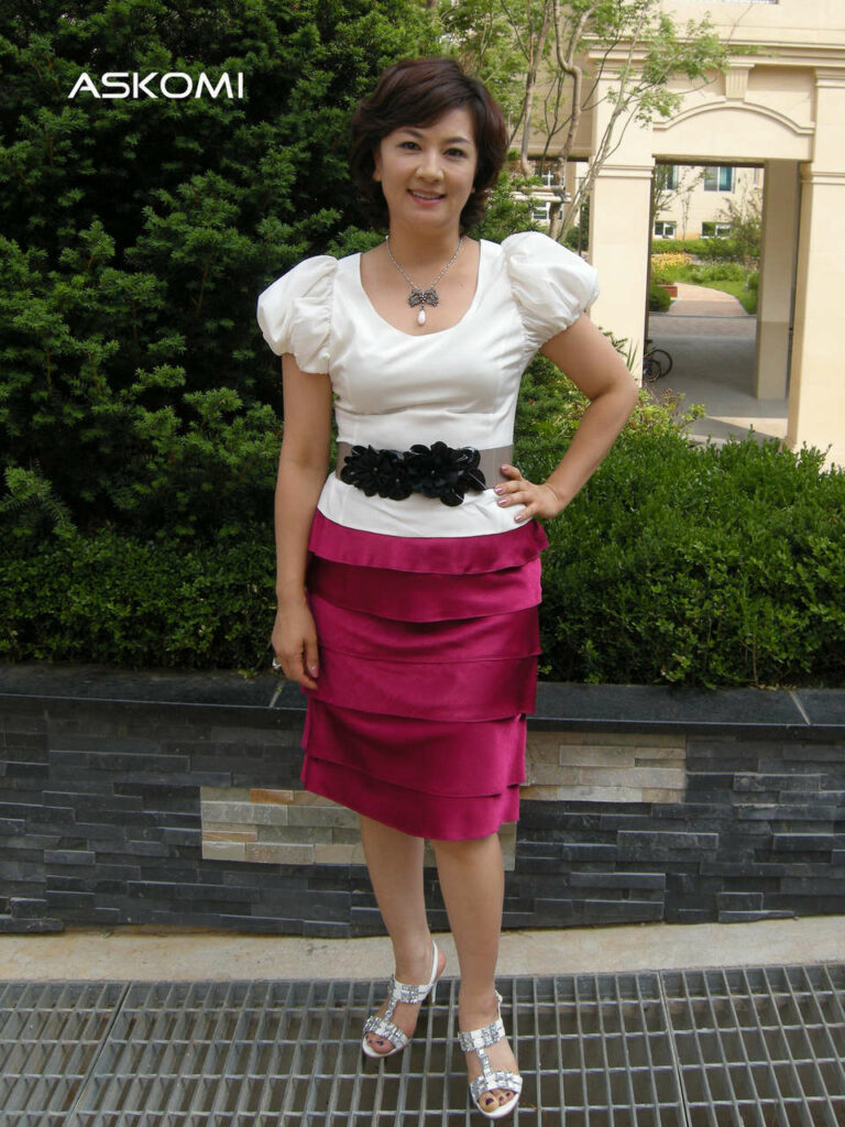 Hye Seon Kim Feet (5 photos)