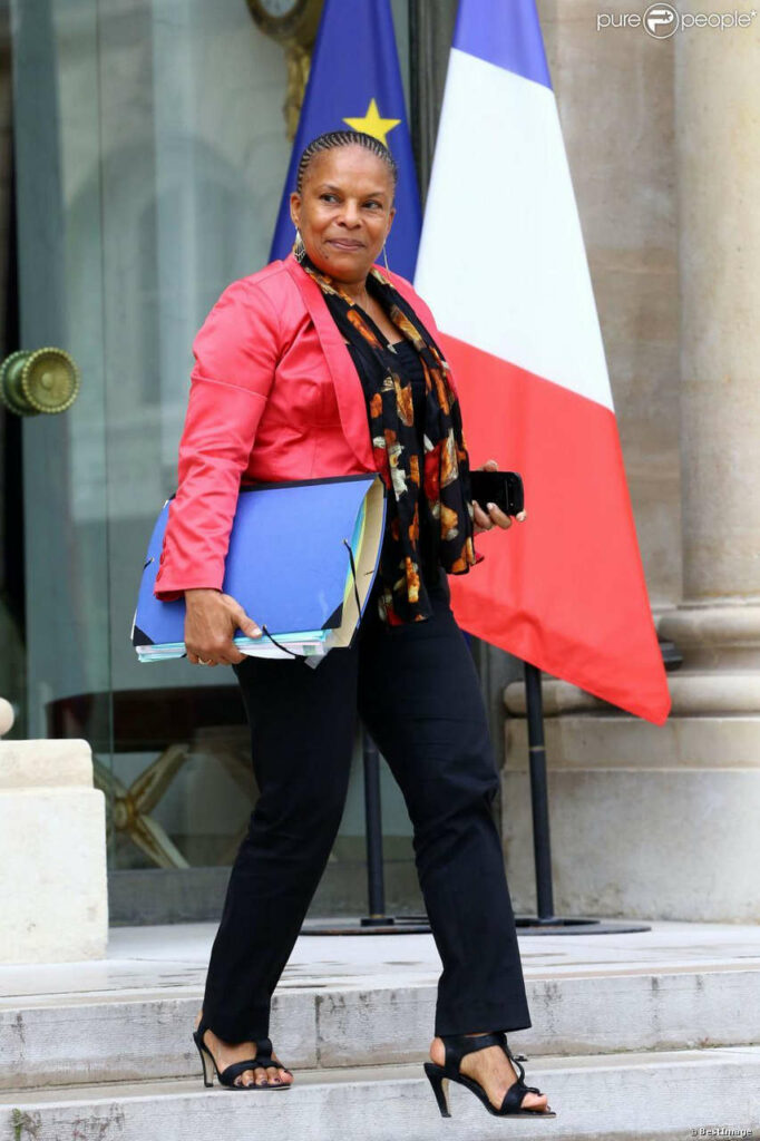 Christiane Taubira Feet (2 photos)