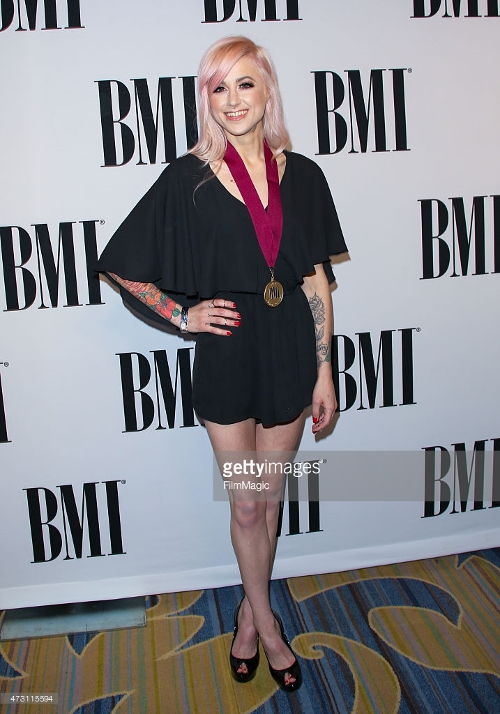 Carah Faye Charnow Feet