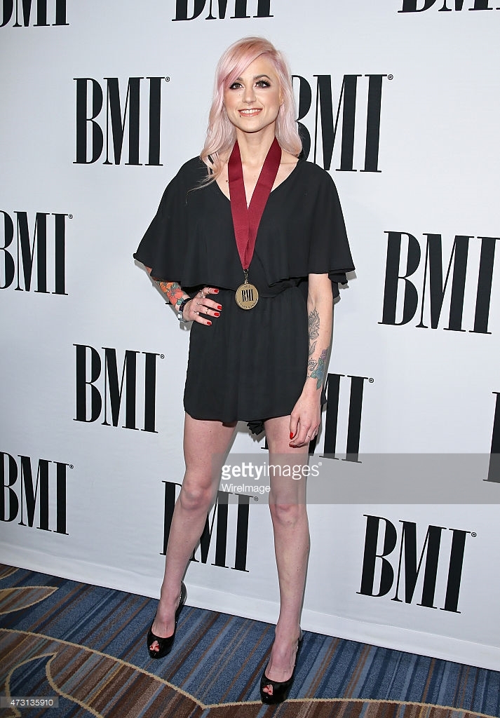 Carah Faye Charnow Feet