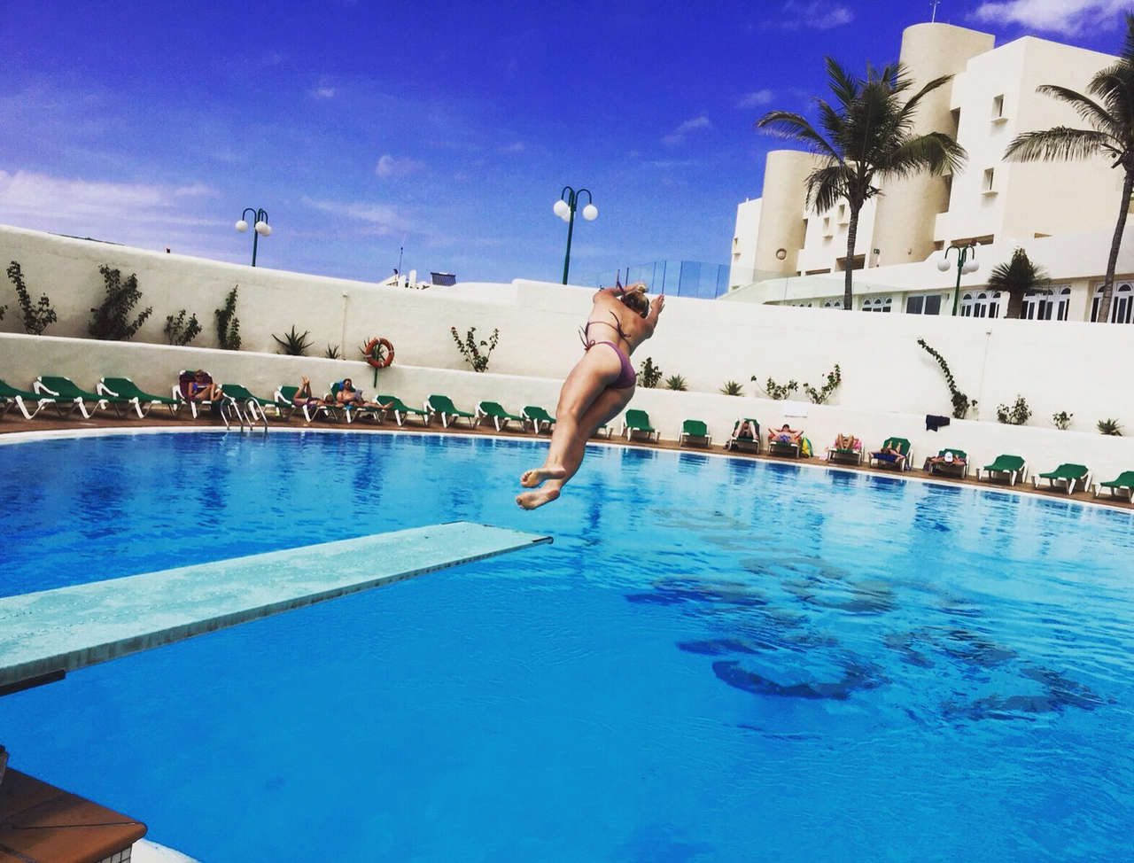 Kat Stephie Holst Feet