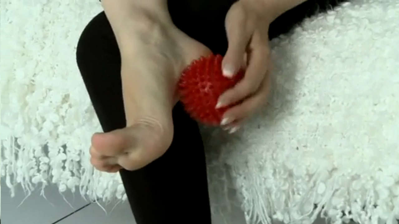 Anke Neuzerling Feet