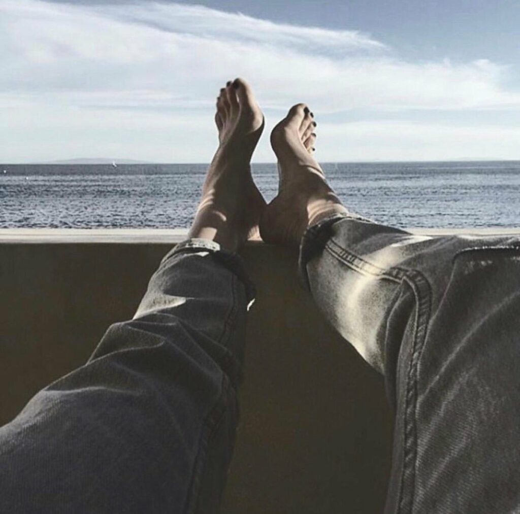 Miranda Vidak Feet (2 photos)