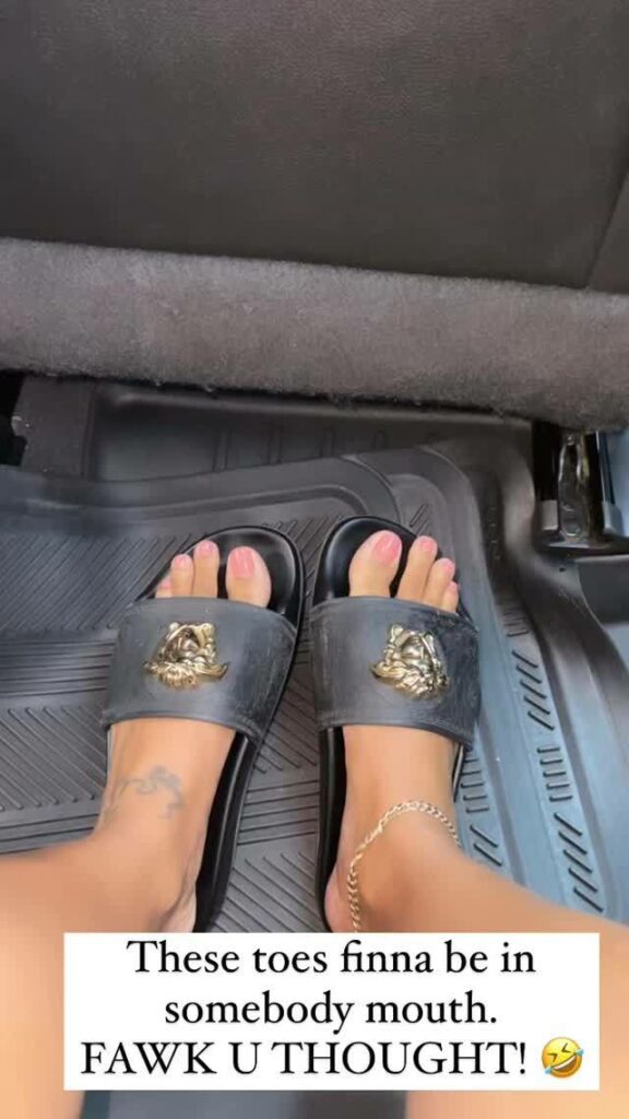 Jasmin Brown Feet (20 photos)