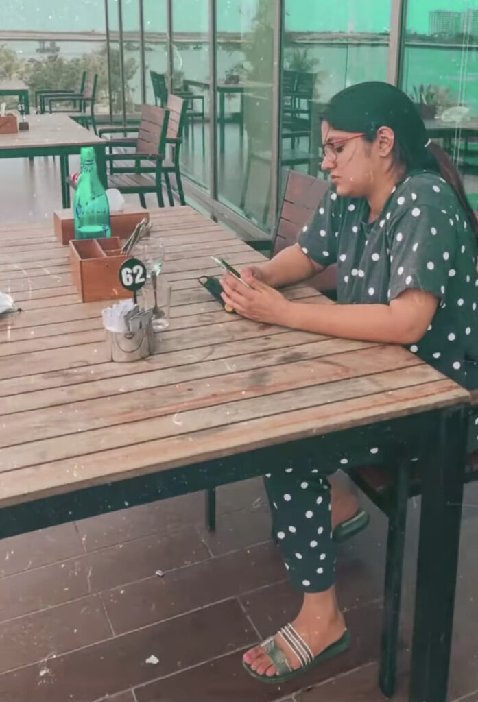 Aparna Balamurali Feet (4 photos)