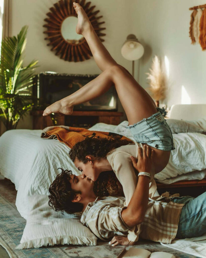 Sofie Dossi Feet (21 photos)