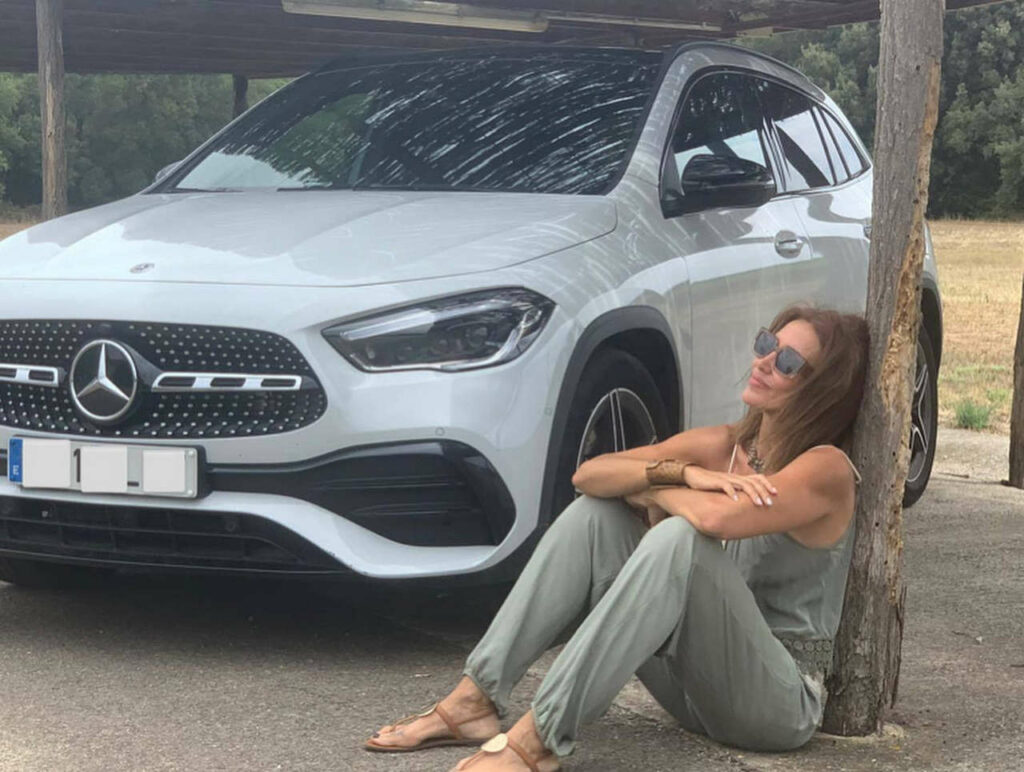 Elsa Anka Feet (12 photos)