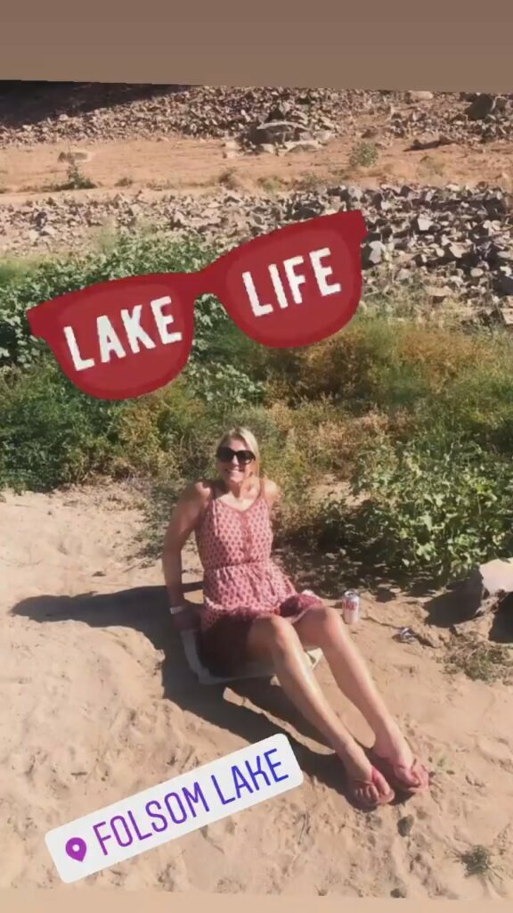 Rebecca Lowe Feet (7 photos)