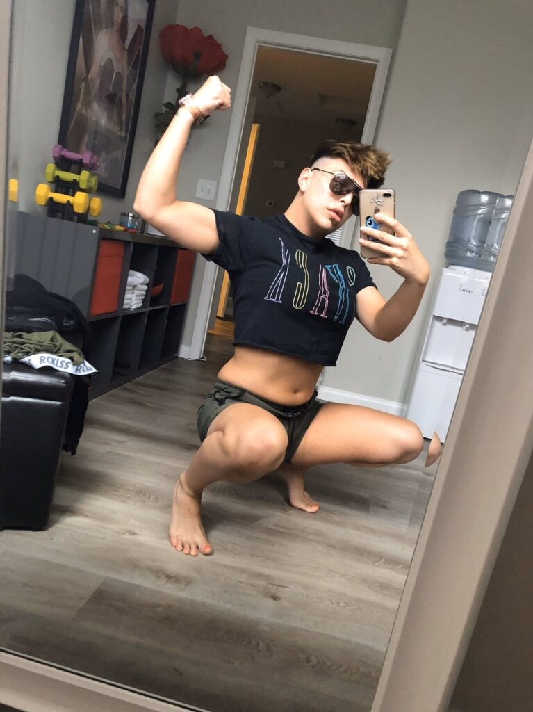 Chanel Santini Feet (3 photos)