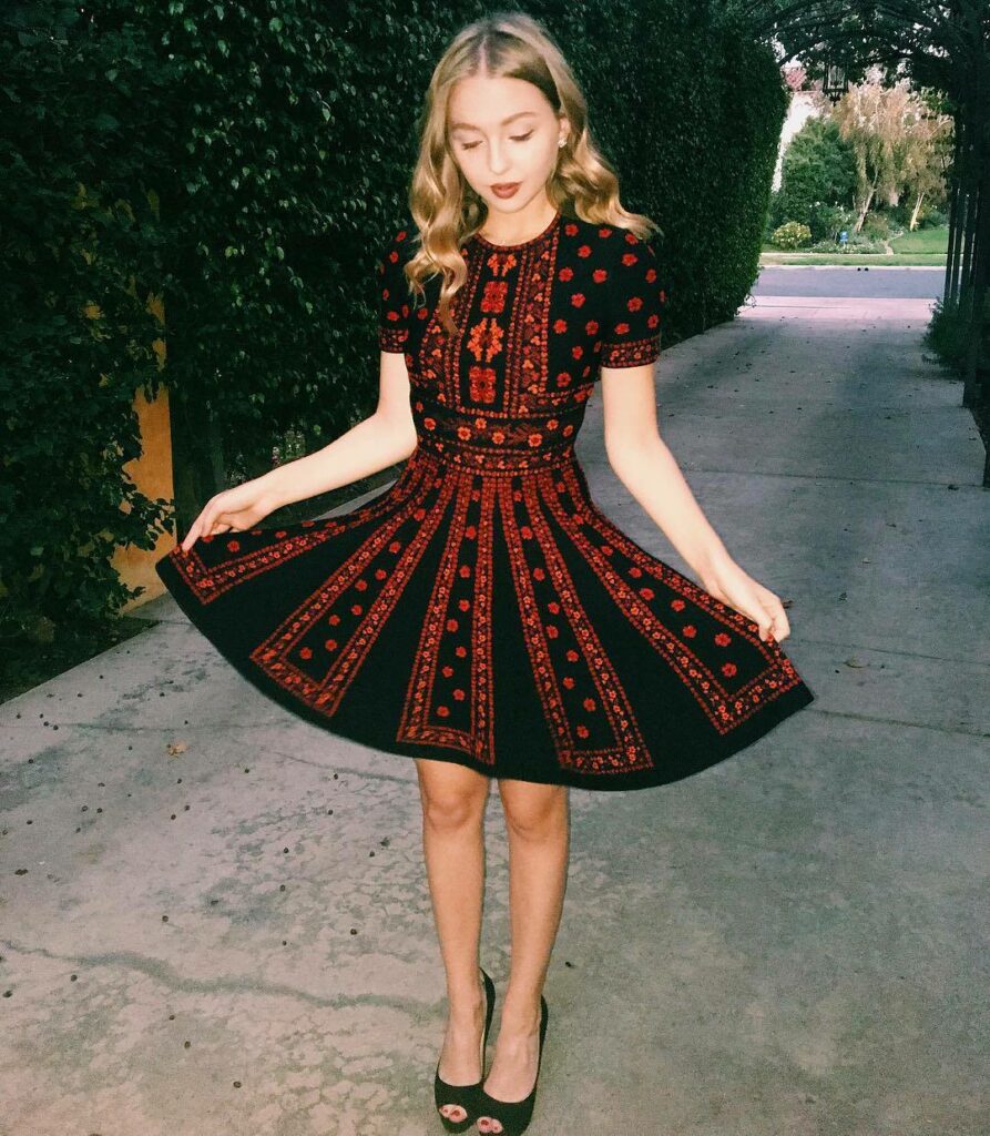 Lily Rosenthal Feet (4 photos)