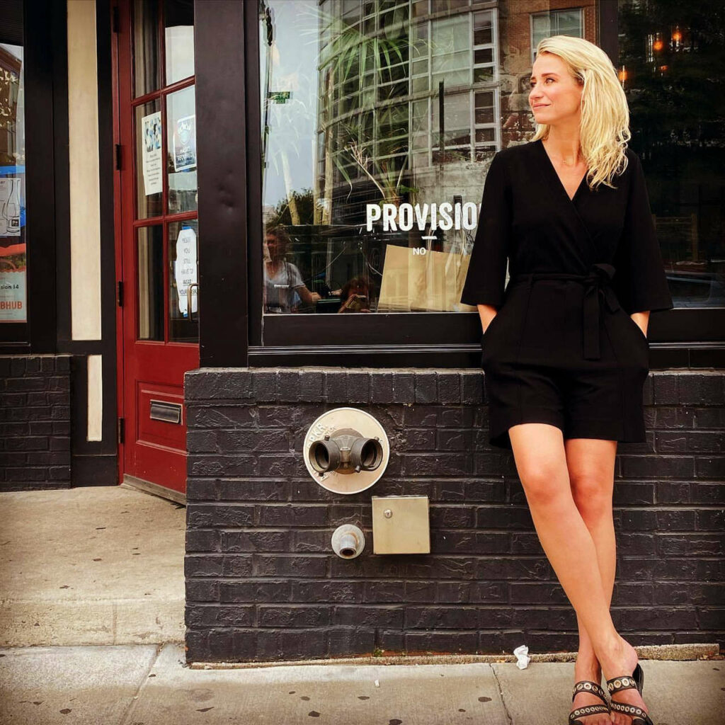 Dionne Stax Feet (2 images)