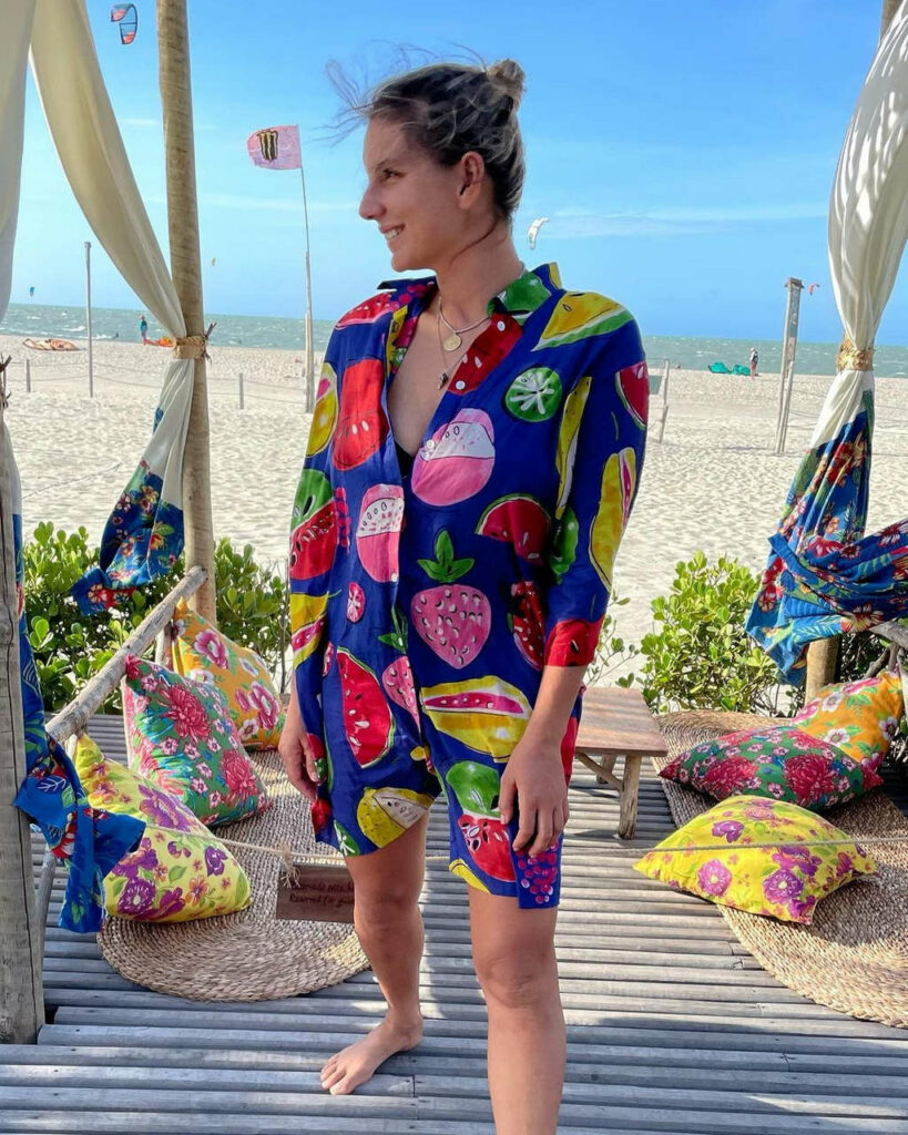 Maya Gabeira Feet (3 photos)