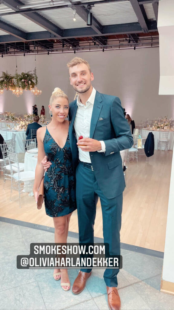 Olivia Harlan Feet (4 photos)