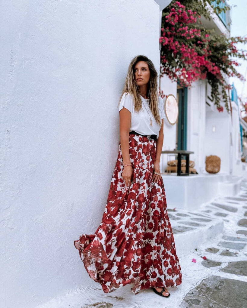 Athina Oikonomakou Feet (2 photos)