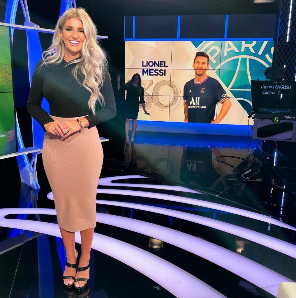 Kaylyn Kyle Feet (2 images)