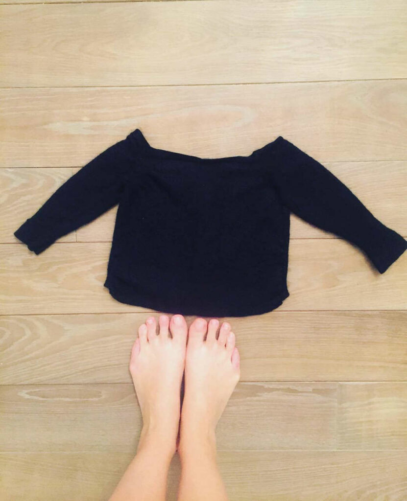 Yuliya Akhmedova Feet (3 photos)