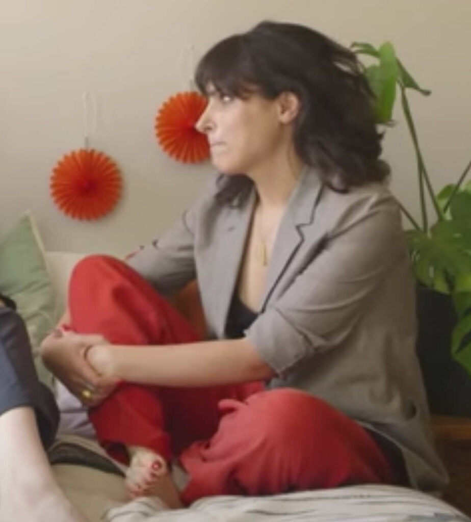 Desiree Akhavan Feet (4 images)