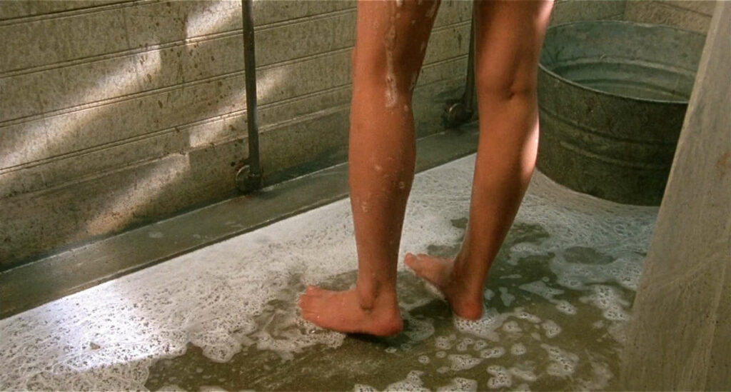 Chien Lien Wu Feet (2 photos)