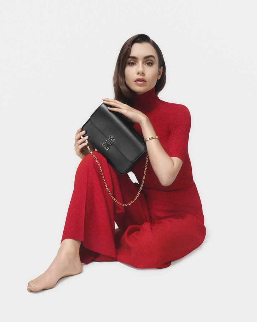 Lily Collins Feet (2 pictures)