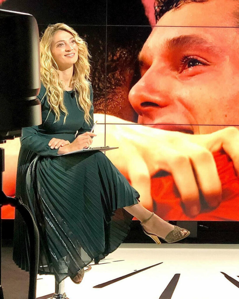 Margherita Granbassi Feet (3 photos)