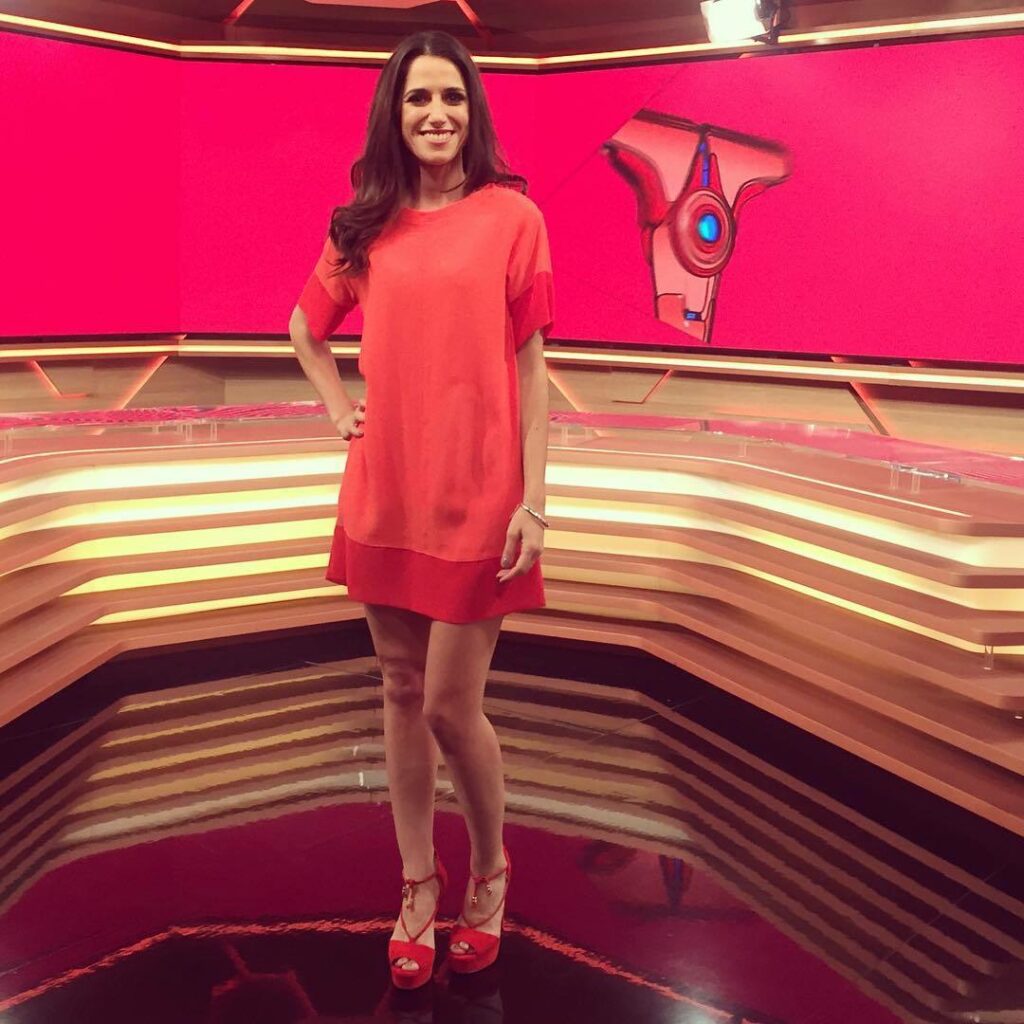 Maria Eugenia Duffard Feet (105 photos)