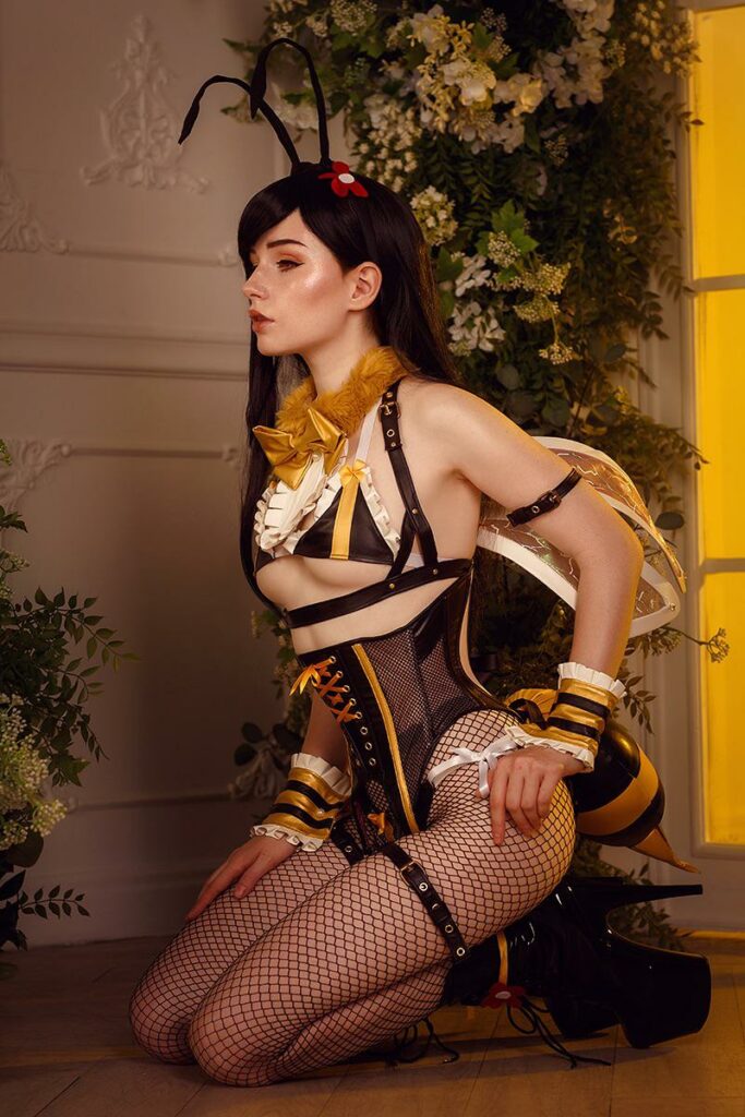 Honey Bee Tifa Cosplay By Likeassassin