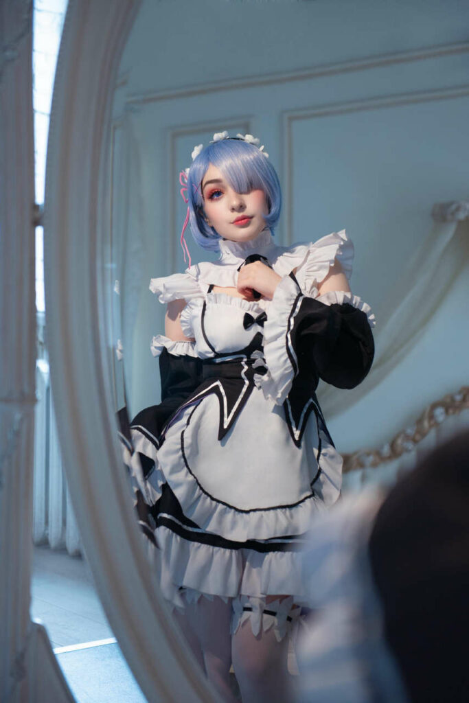 Rem Cosplay From Re Zero By Meulin