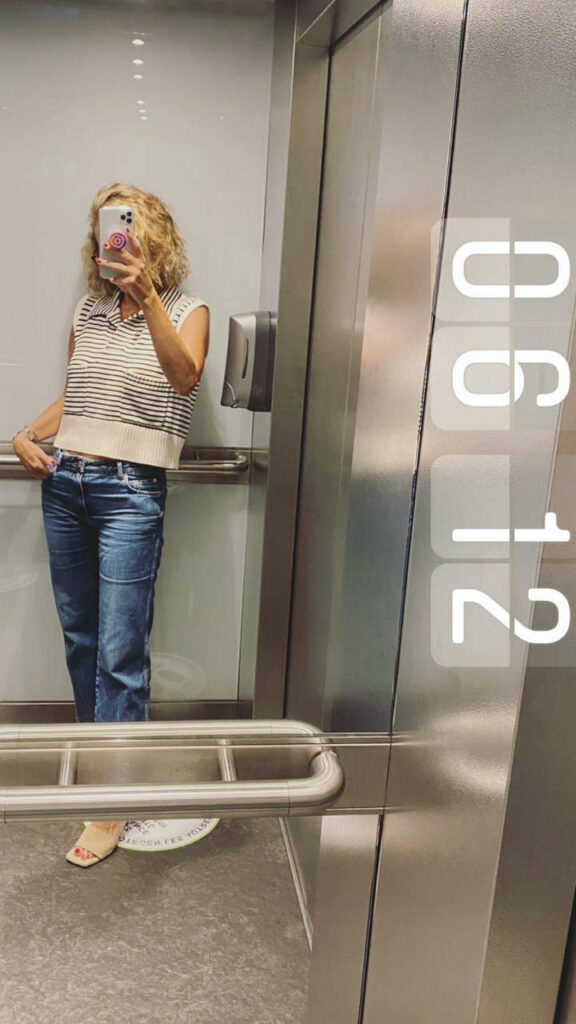 Caroline Roux Feet