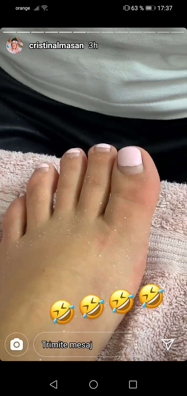 Cristina Almasan Feet