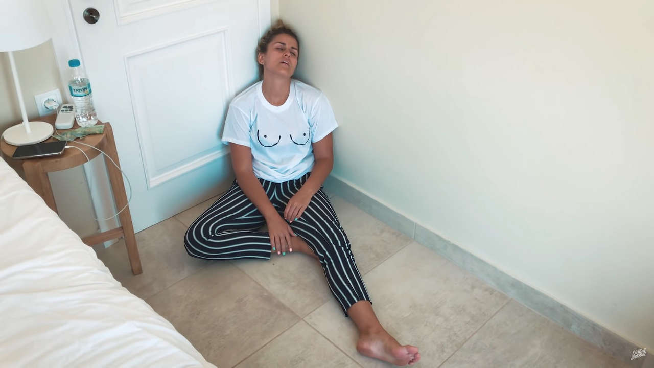 Cristina Almasan Feet