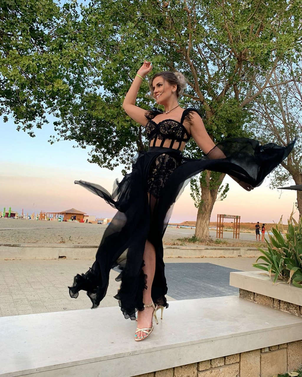 Cristina Almasan Feet