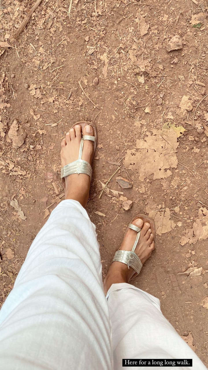 Additi Gupta Feet