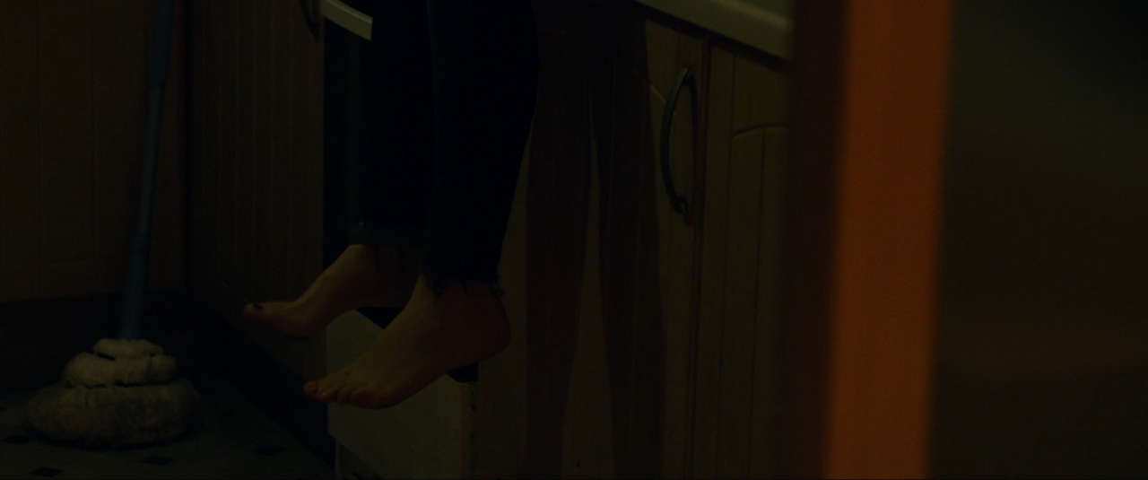 Jessie Buckley Feet