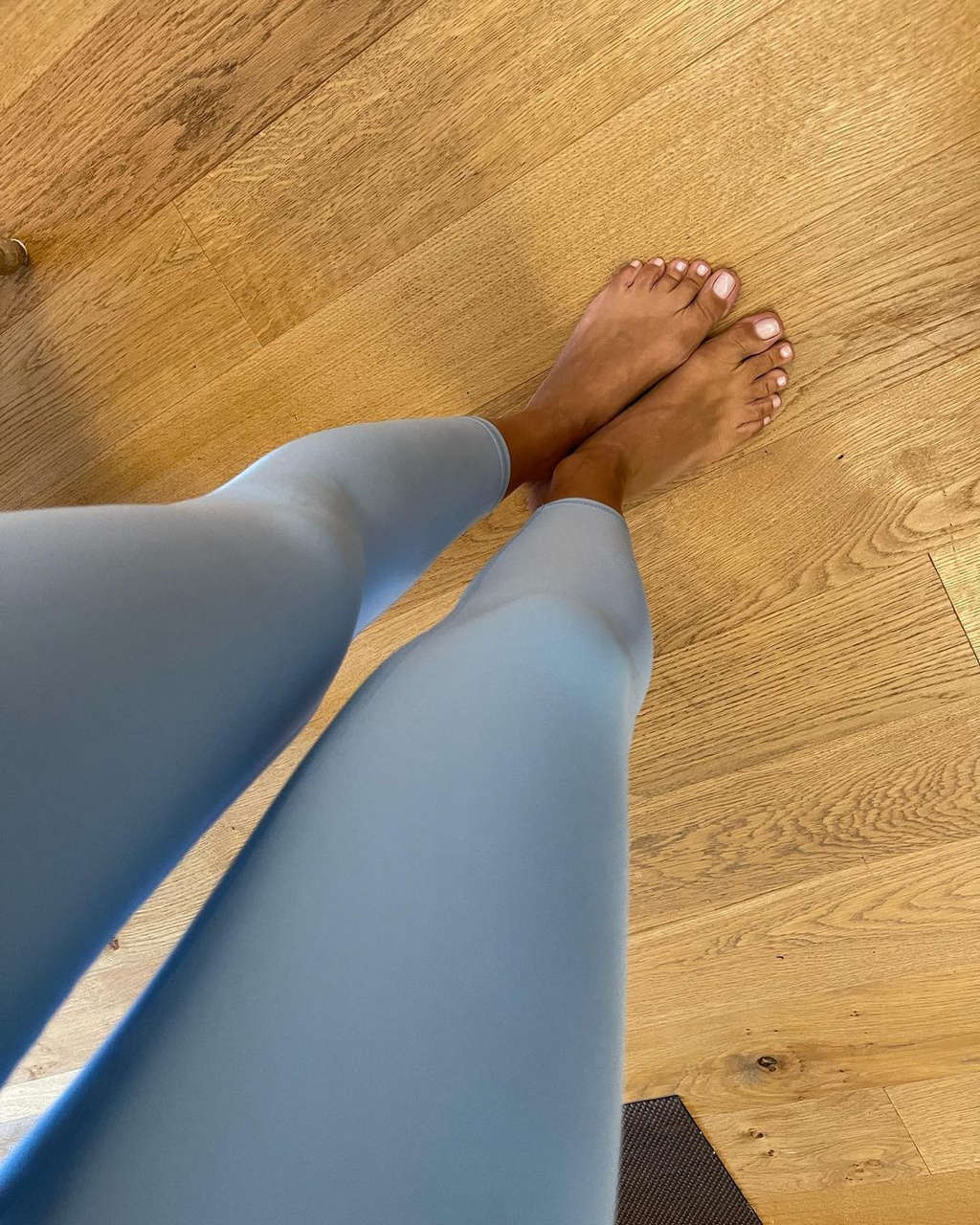 Anna Safroncik Feet
